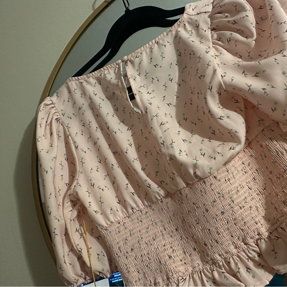 NWT Backyard Roses Anna Top - Picture 8 of 8